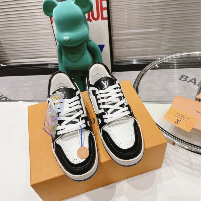 LUSV SNEAKERS