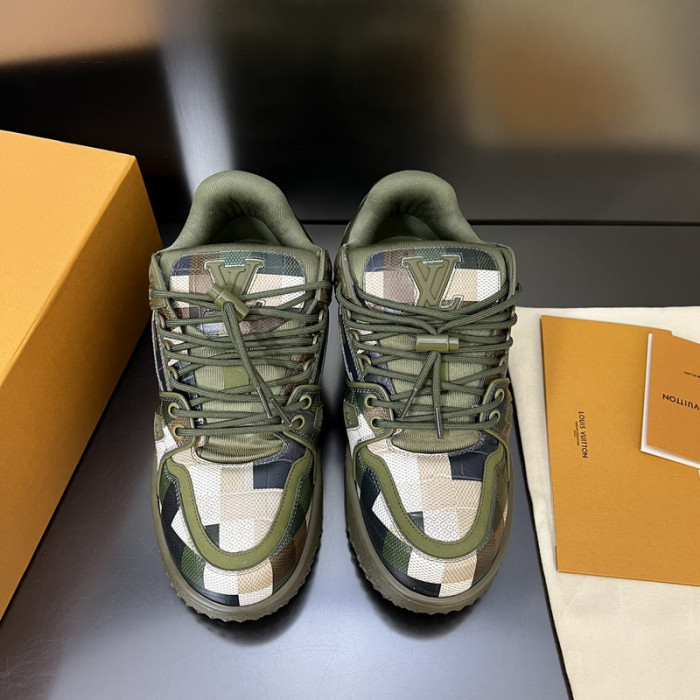 LUSV SNEAKERS