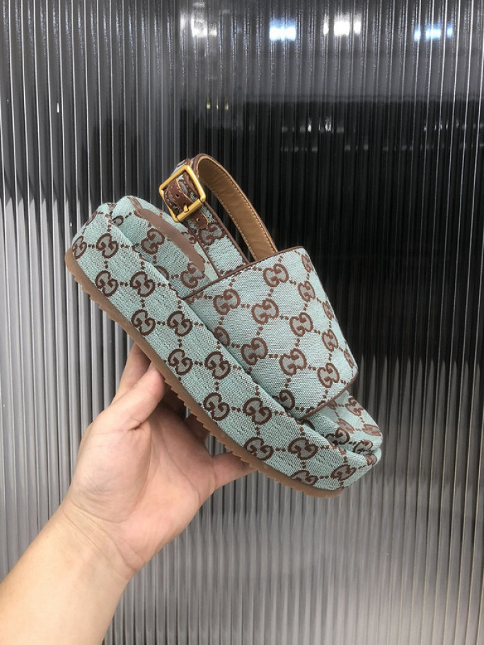 GCI GG Slide Sandal