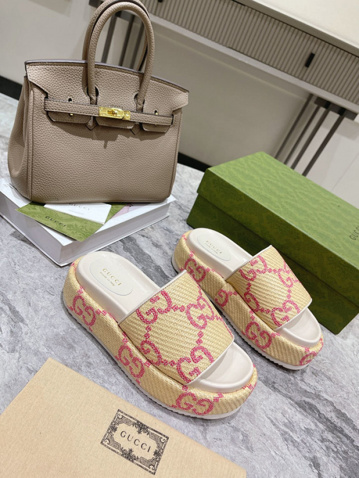 GCI GG Slide Sandal