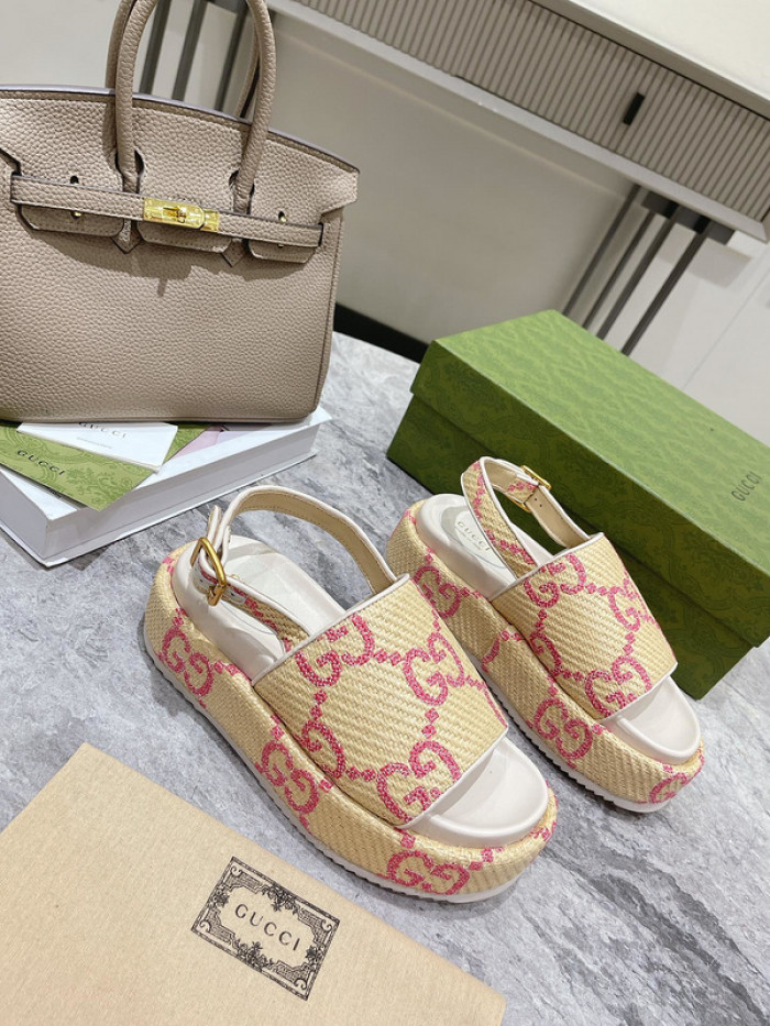 GCI GG Slide Sandal