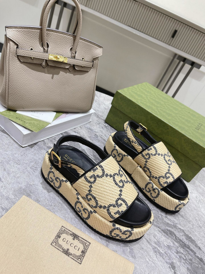 GCI GG Slide Sandal