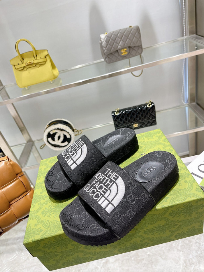 GCI GG Slide Sandal
