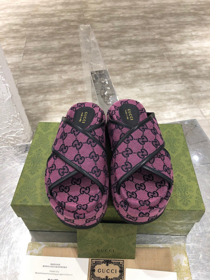 GCI GG Slide Sandal
