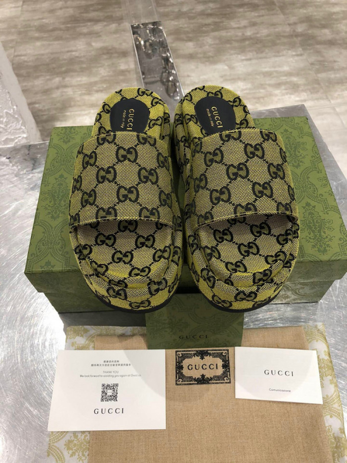 GCI GG Slide Sandal