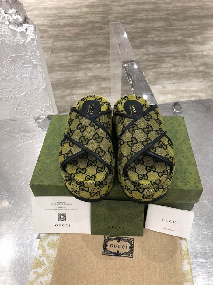 GCI GG Slide Sandal