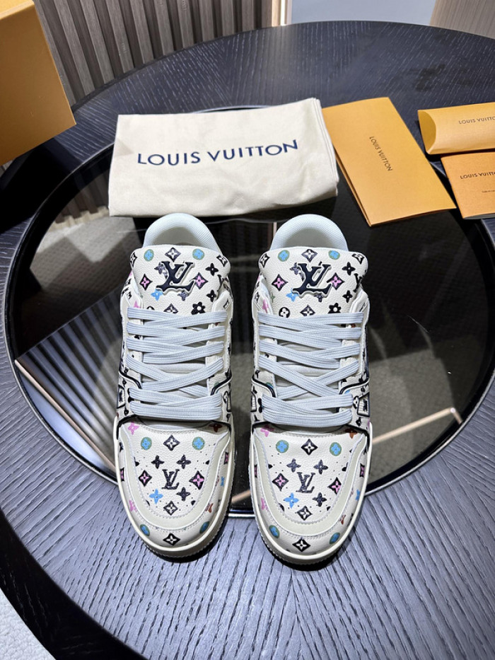 LUSV SNEAKERS