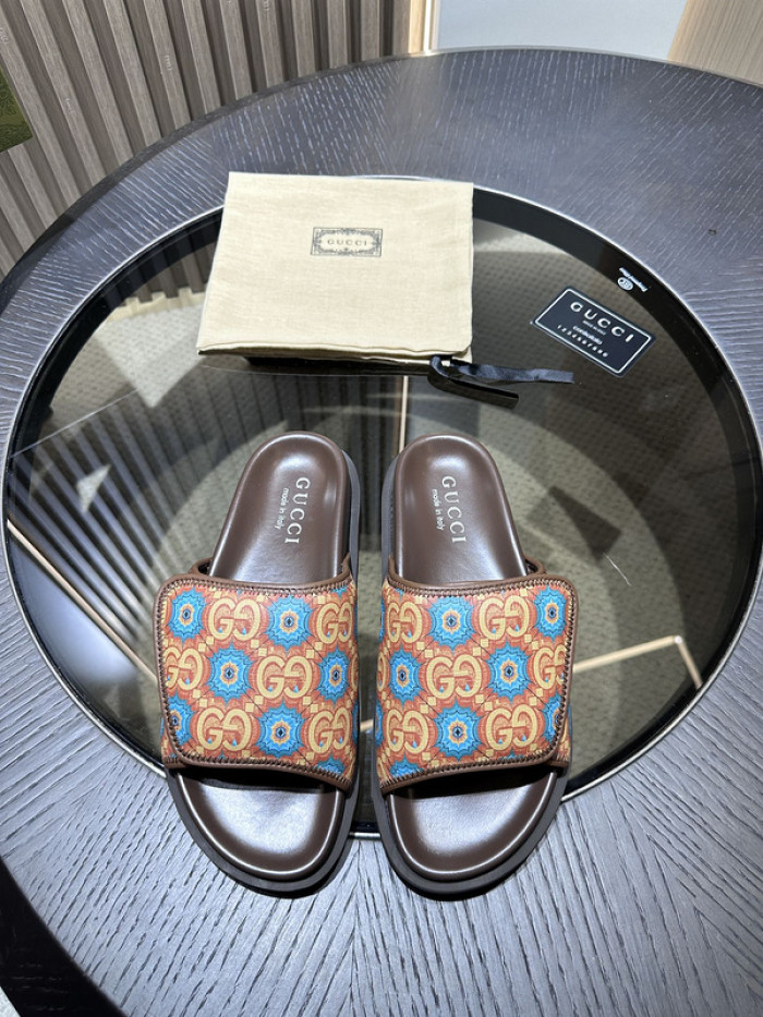 GCI GG Slide Sandal