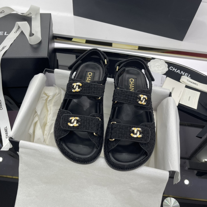 CN Slide Sandal