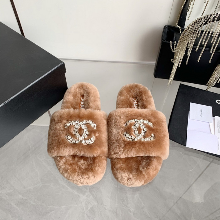 CN Slide Sandal