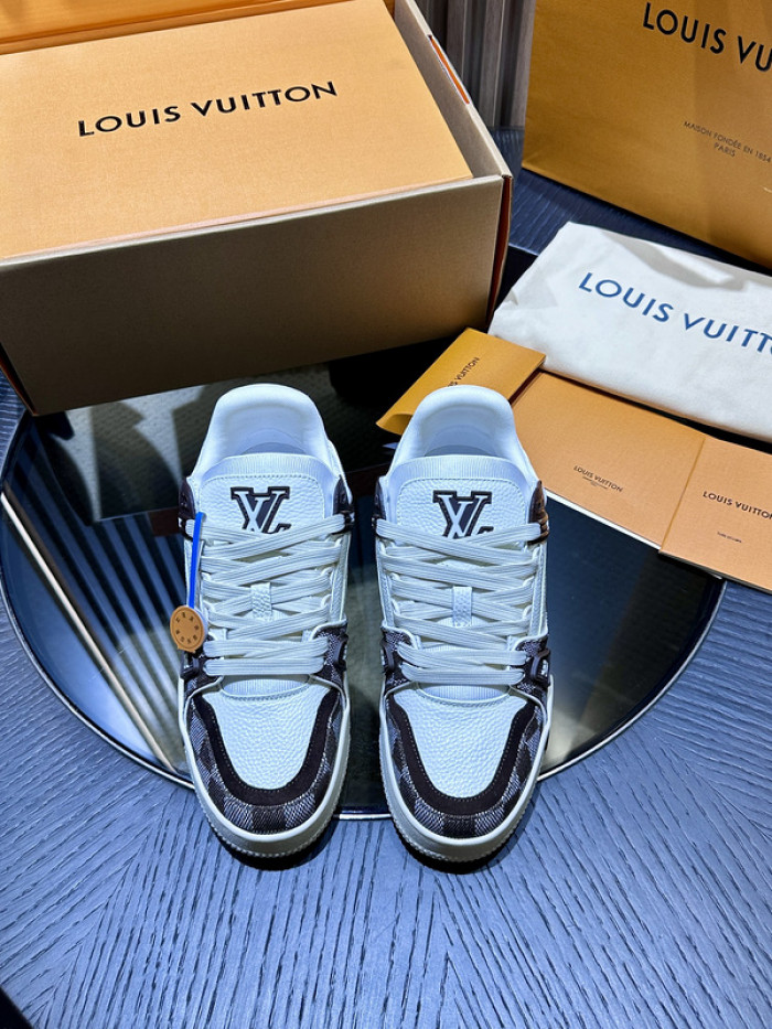 LUSV SNEAKERS