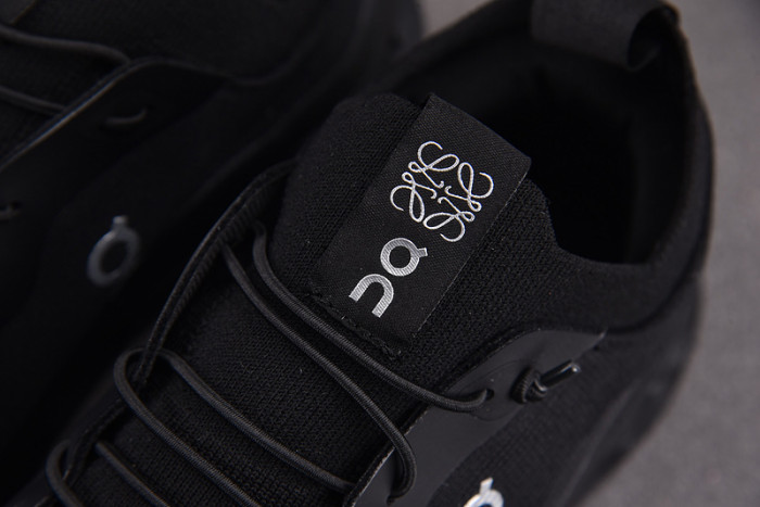 LOEWE SNEAKER