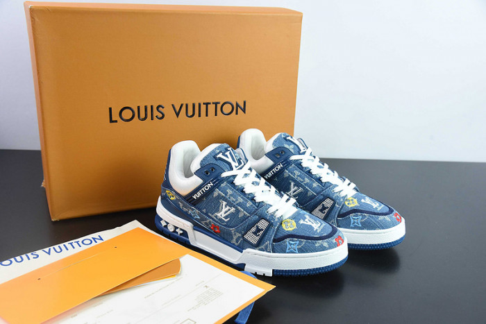 LUSV SNEAKERS