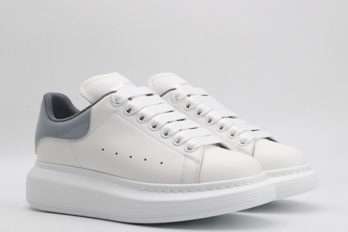 ALEXMQ Sneakers