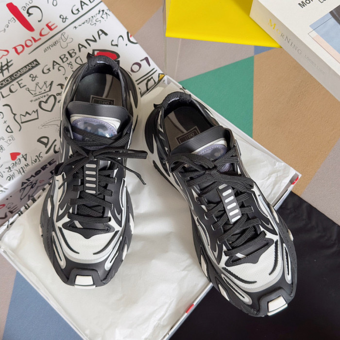 DG SNEAKER