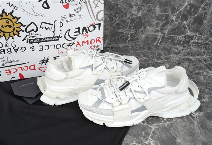DG SNEAKER