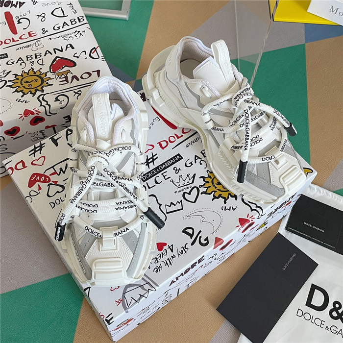 DG SNEAKER