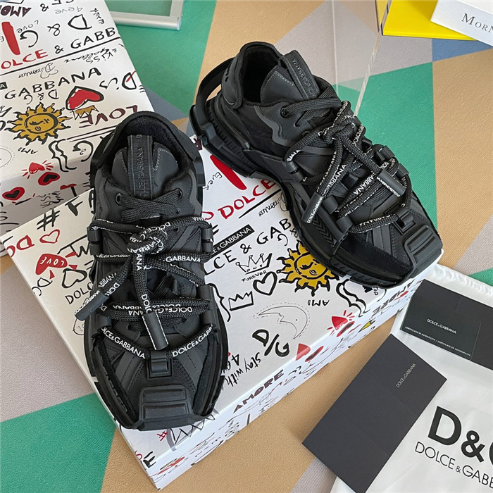 DG SNEAKER