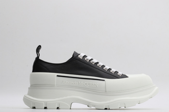ALEXMQ Sneakers
