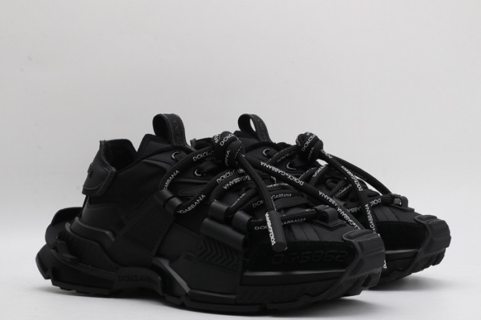 DG SNEAKER
