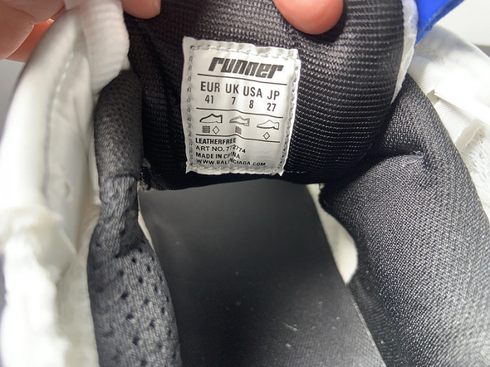 BALCIA RUNNER SNEAKER