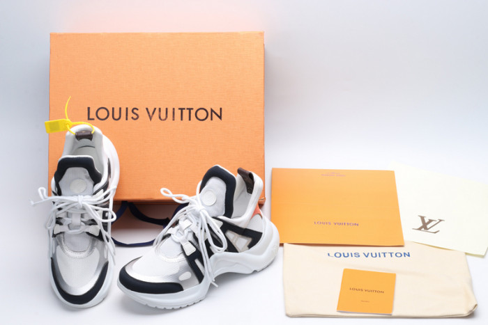 LUSV SNEAKERS