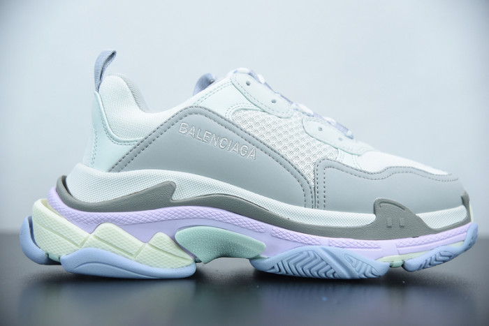 BALCIA Triple S Sneaker