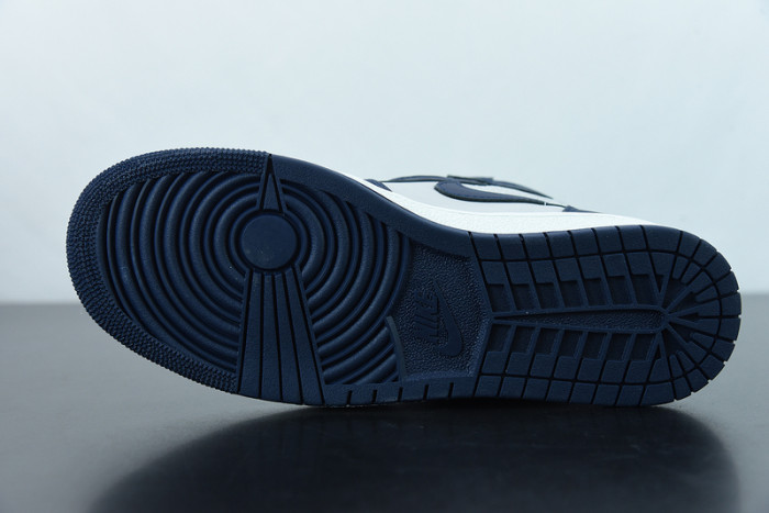 Air Jordan 1 High 85 "Georgetown" BQ4422-400