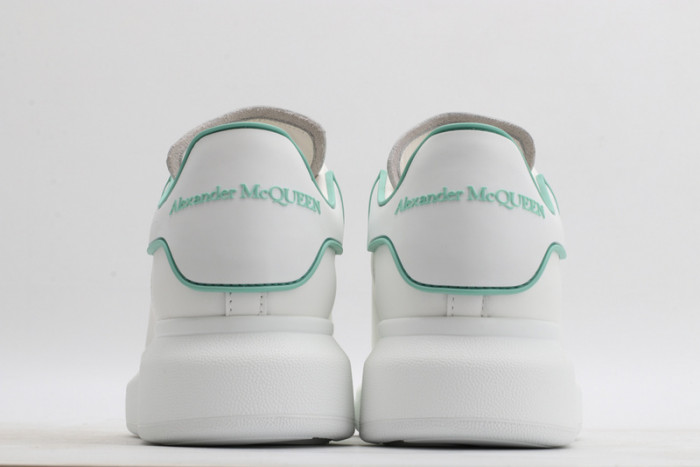 ALEXMQ Sneakers