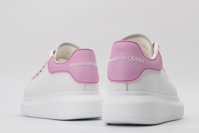 ALEXMQ Sneakers
