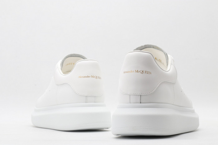 ALEXMQ Sneakers