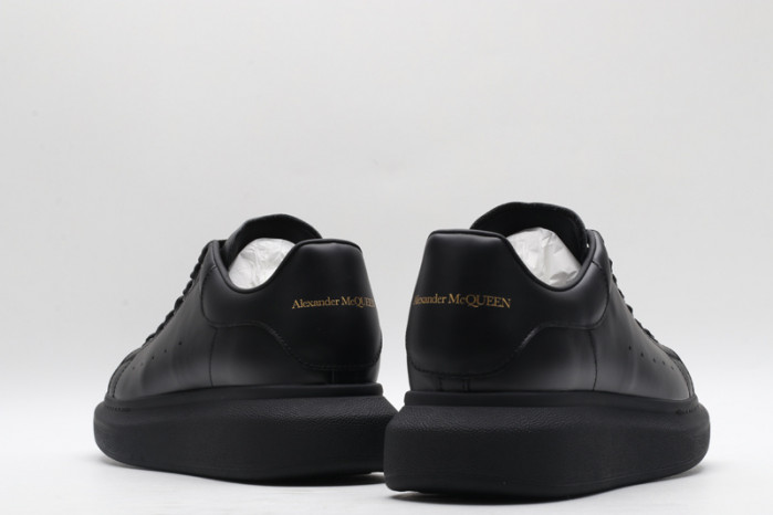 ALEXMQ Sneakers
