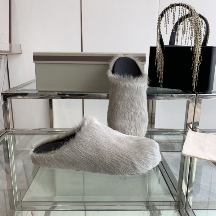 MARNI