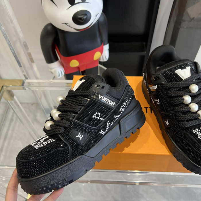 LUSV SNEAKERS