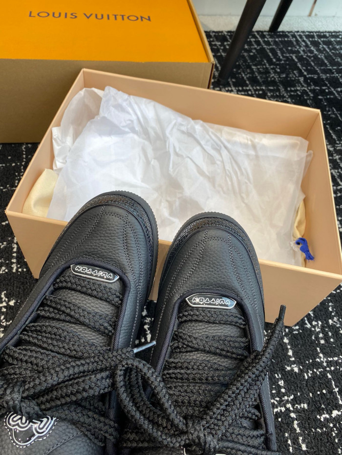 LUSV SNEAKERS