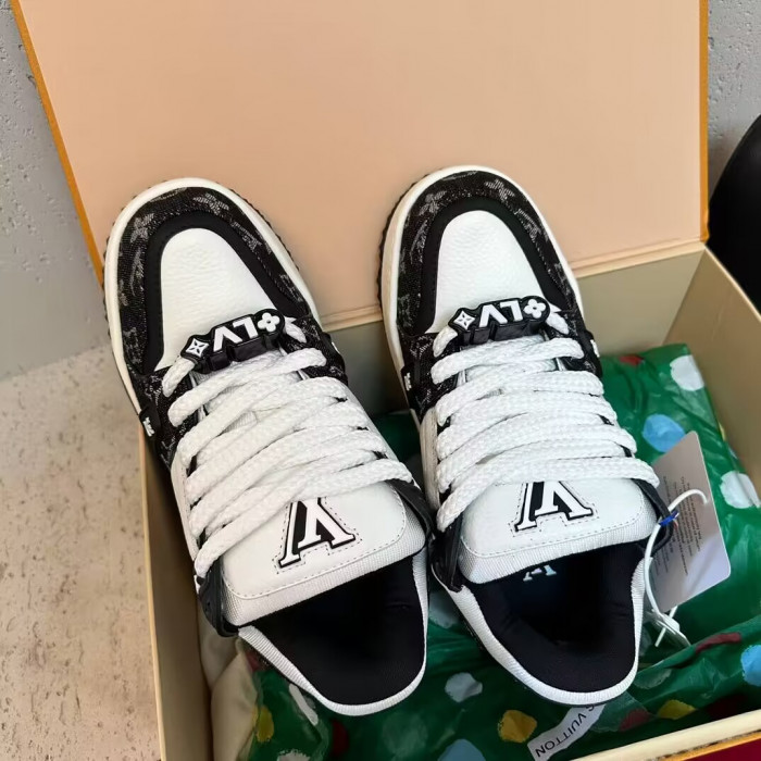 LUSV SNEAKERS