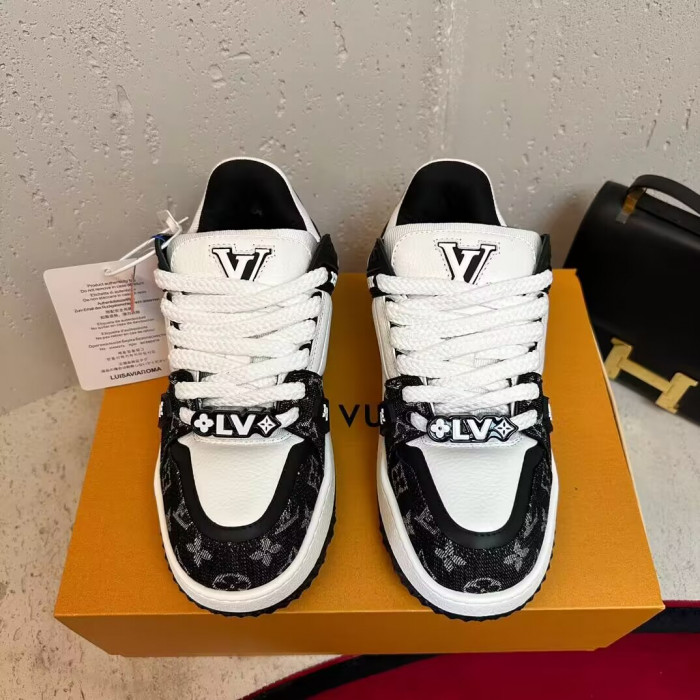 LUSV SNEAKERS