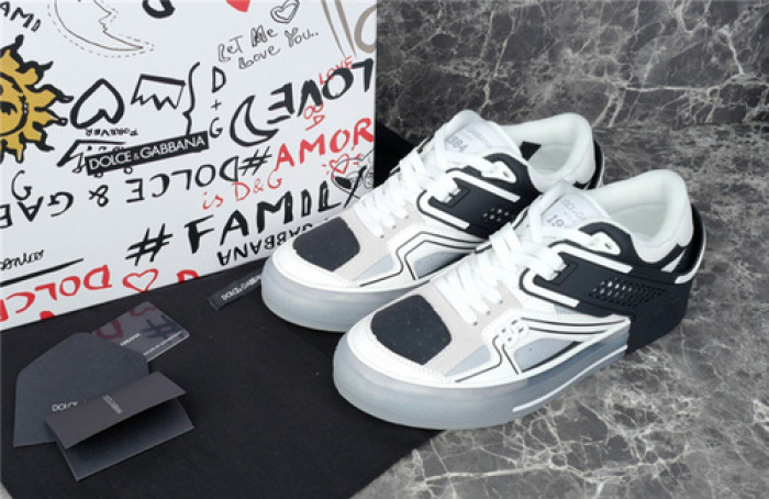 DG SNEAKER